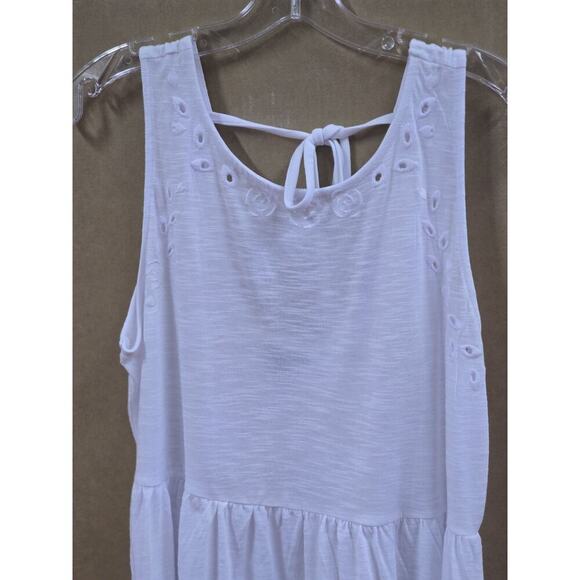 Torrid White Babydoll Crew Neck Embroidered Eyelet Tie Back Top, 0X NWOT - Picture 3 of 7